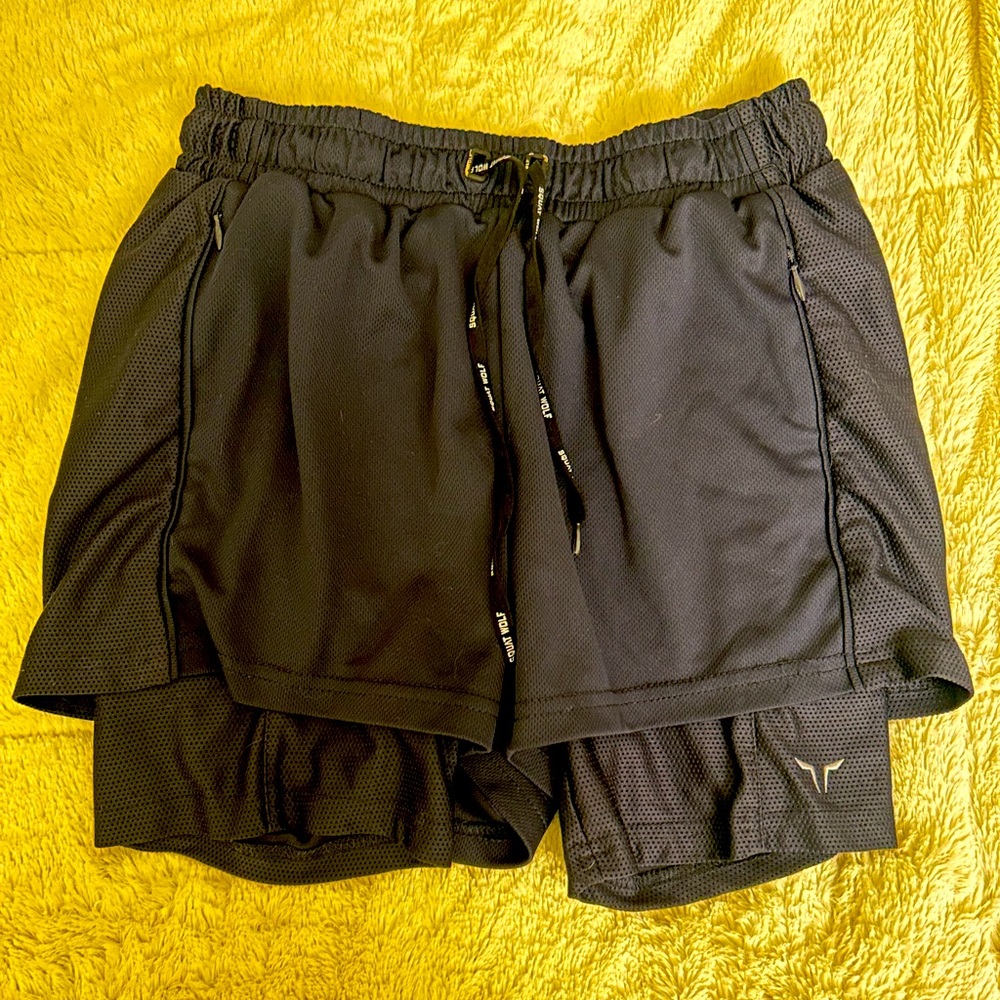 Navy Squat Wolf 2-in-1 hybrid shorts